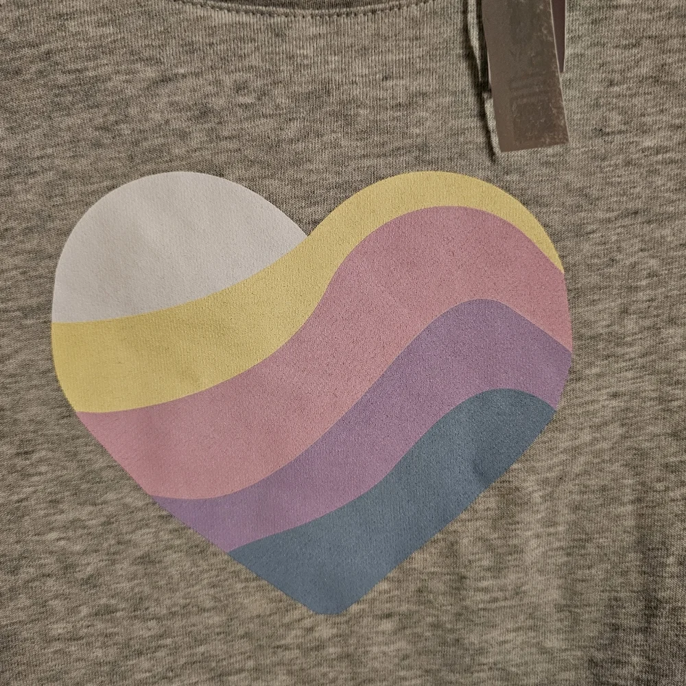 Gap Girls M or L Rainbow Heart Sweatshirt